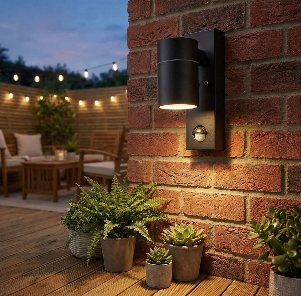 MotionSense PIR Outdoor Wall Lamp