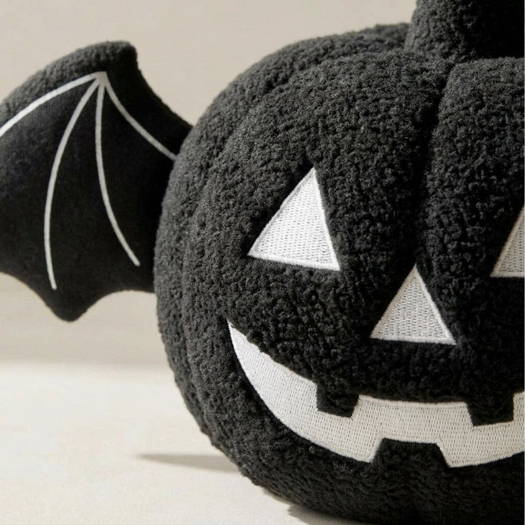 Halloween Pumpkin Plush Cushion with Bat Wings – Jack-o'-Lantern Design