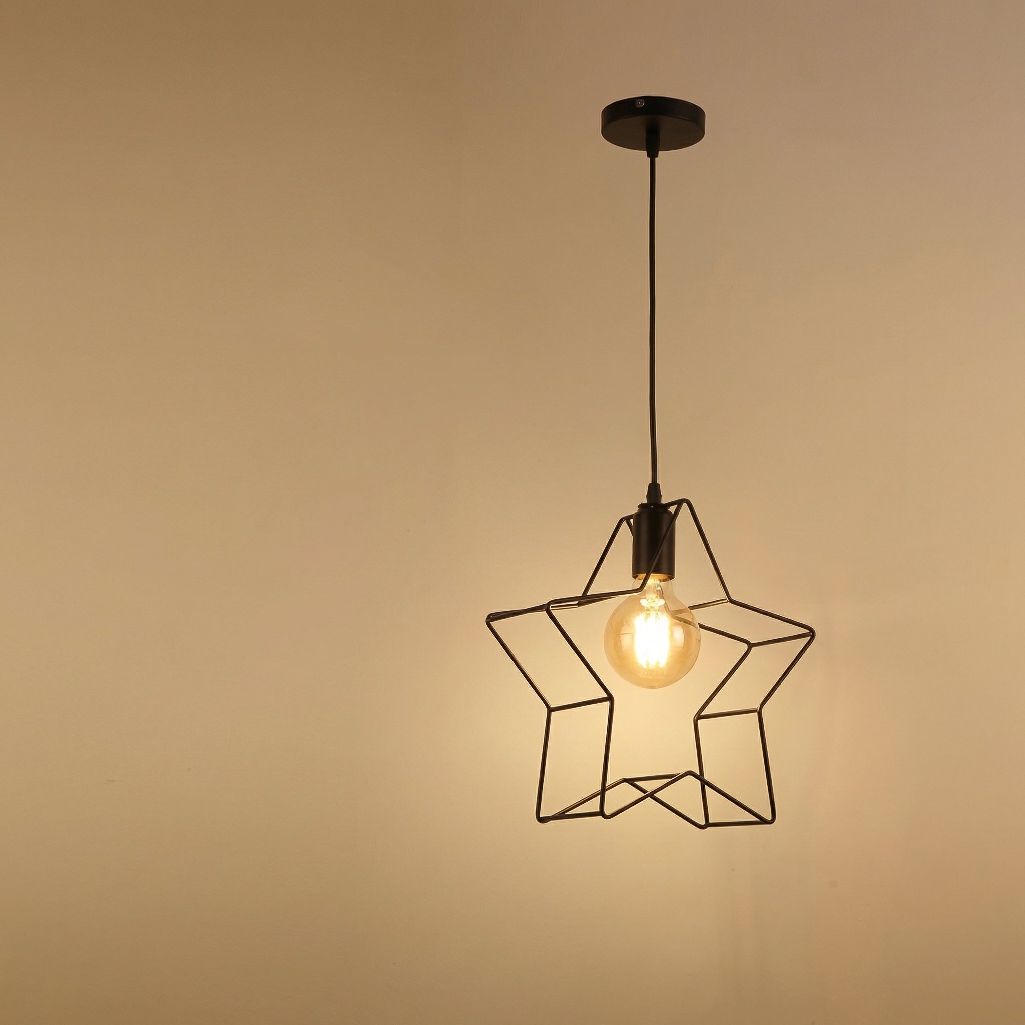 Nordic Black Five-Point Star Pendant Light