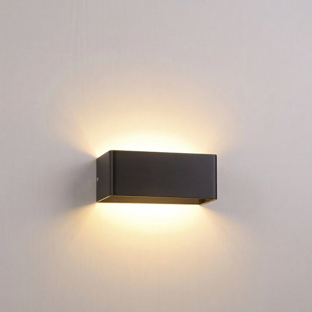 Modern Linear LED Wall Light