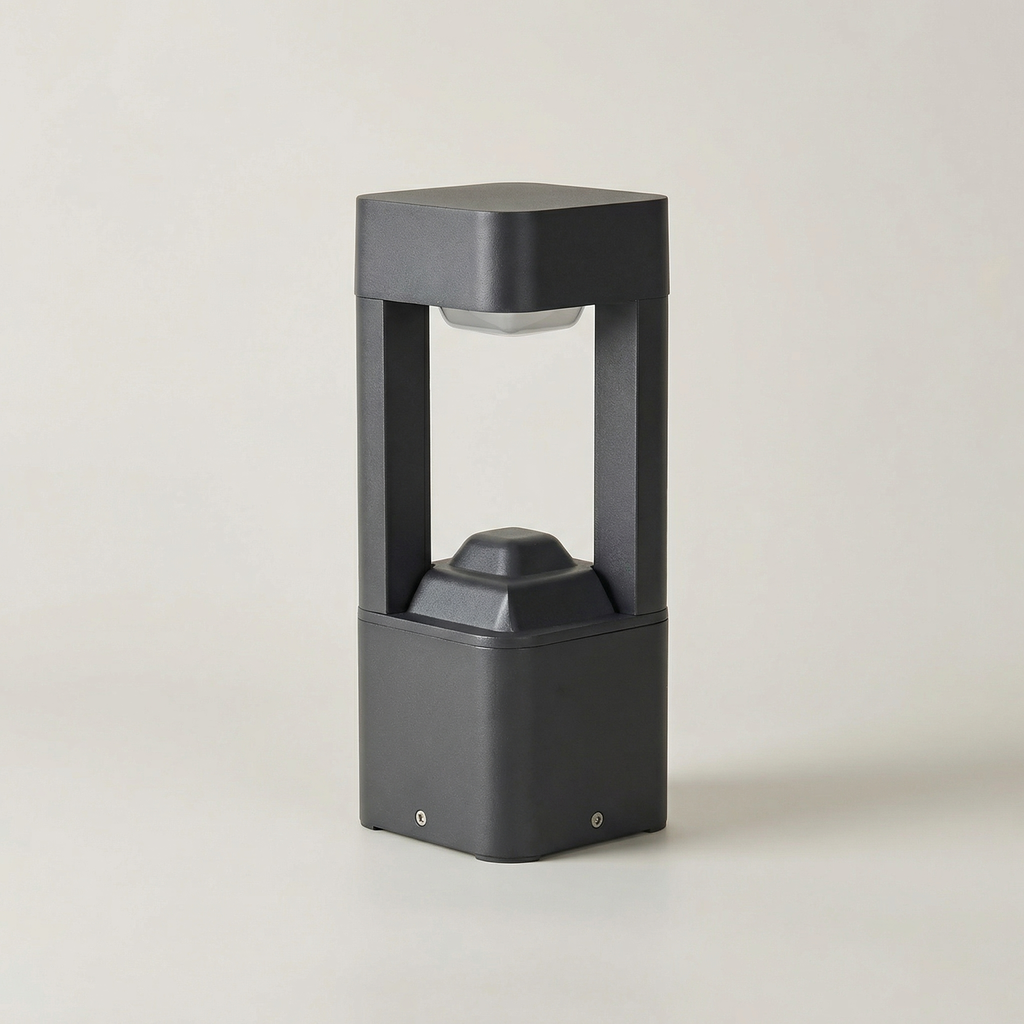 Outdoor LED Lawn Light – Waterproof Modern Landscape Pathway Lamp for Courtyard & Villa