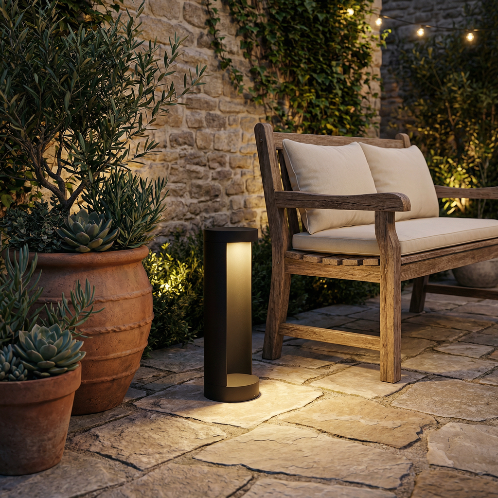 Outdoor LED Lawn Light – Waterproof Garden Bollard Light for Courtyard, Villa & Landscape