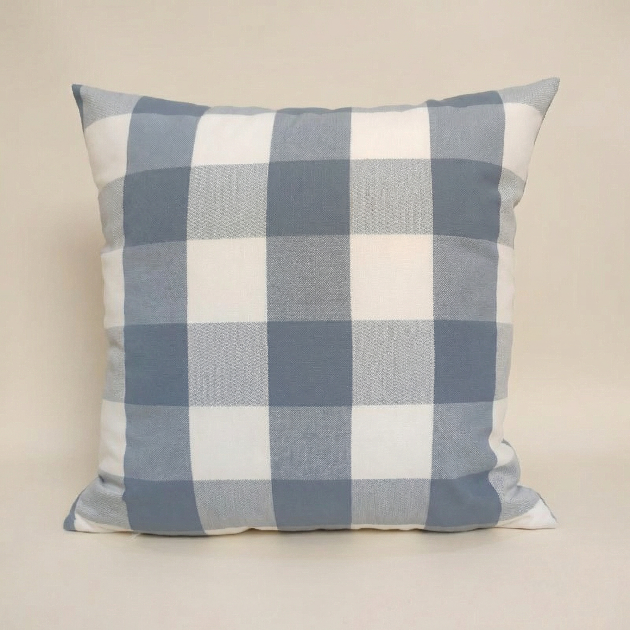 Plaid Throw Cushion